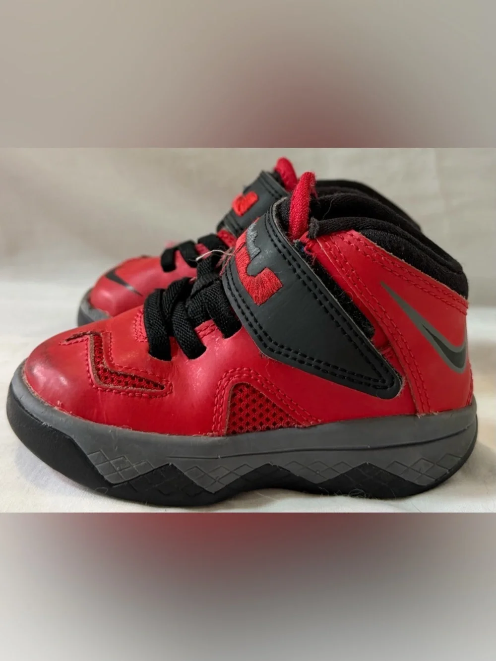 Nike Lebron Soldier VII Shoes Infant Toddler 5C Black Red Bred Basketball Mid
